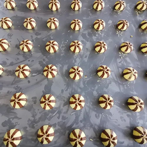 Automatic Tray Arranging Machine